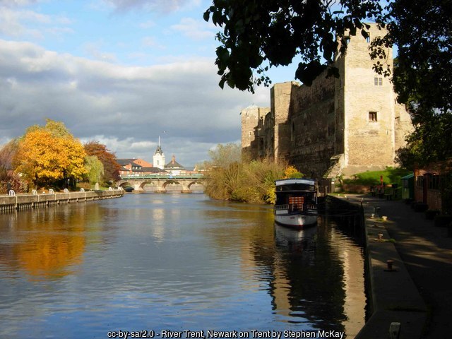 The River Trent and the ruins of 12th century Newark Castle